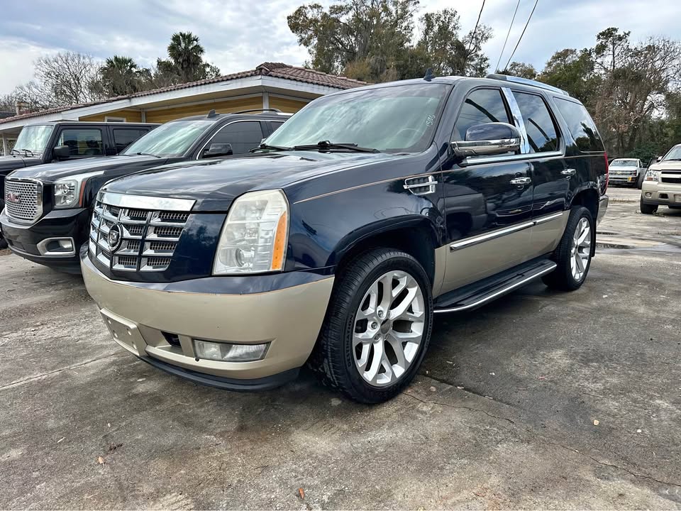 2008 Cadillac escalade Premium Sport Utility 4D