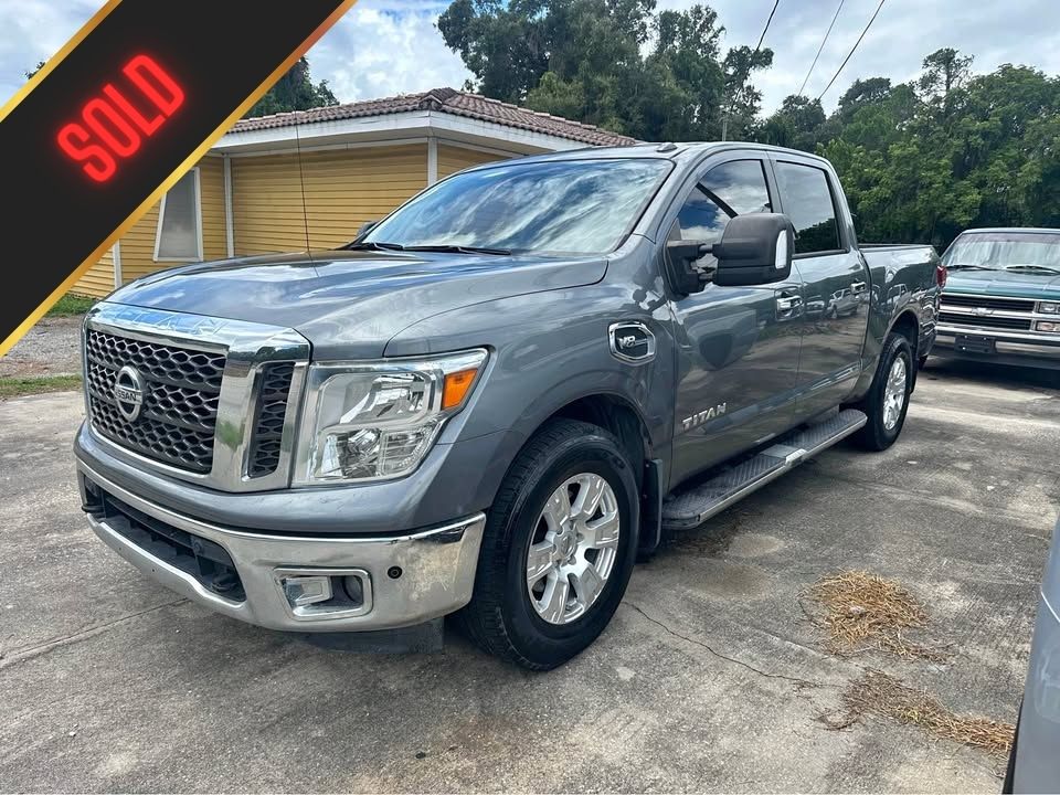 2017 Nissan titan crew cab SV Pickup 4D 5 1/2 ft grey sold